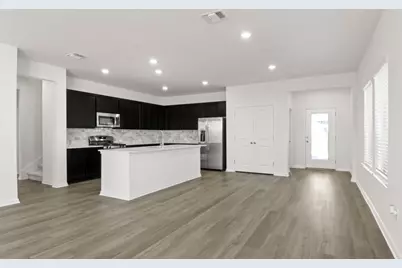 304 Bay Breeze Drive, Kyle, TX 78640 - Photo 5