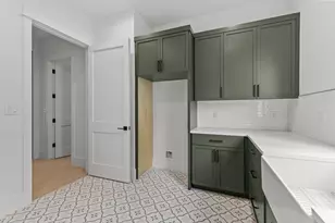 8109 Kuhn Dr, Austin, TX 78736 - Photo 15