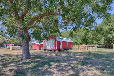 2666 County Road 247, Moulton, TX 77975 - Photo 21