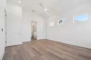 110 Comfort Dr, Buda, TX 78610 - Photo 17