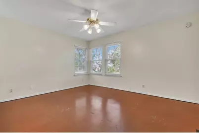 5703 W Gate Boulevard #B, Austin, TX 78745 - Photo 9