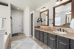 416 Shadywood Ln, Dripping Springs, TX 78620 - Photo 15