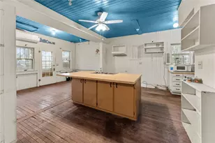 501 E 6th St, Cameron, TX 76520 - Photo 29