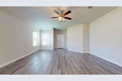 104 Kenzie Street, Thorndale, TX 76577 - Photo 3