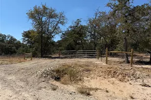 320 Daisy Haven Ln, Seguin, TX 78155 - Photo 1