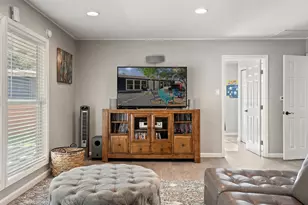 35 Presidio Rd, Wimberley, TX 78676 - Photo 5