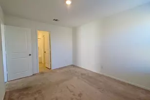 256 Northern Pintail Dr, Kyle, TX 78640 - Photo 7