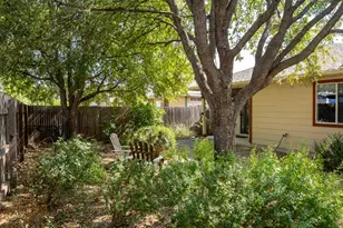 1612 Poppy Seed Ln, Austin, TX 78741 - Photo 17