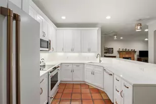 5507 Oakwood Cove, Austin, TX 78731 - Photo 11