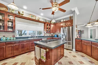 672 County Road 447, Waelder, TX 78959 - Photo 5