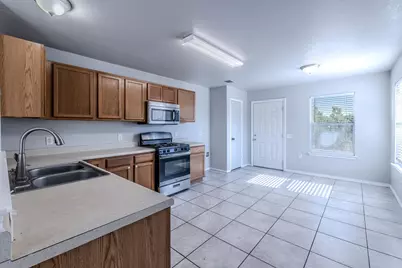 17808 Golden Valley Drive, Manor, TX 78653 - Photo 5