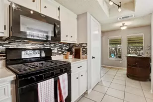 3512 Cornerstone St, Round Rock, TX 78681 - Photo 7