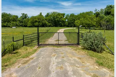 800 Spur 191, Spicewood, TX 78669 - Photo 23