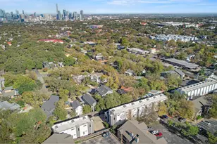 2804 S 1st St, Austin, TX 78704 - Photo 35