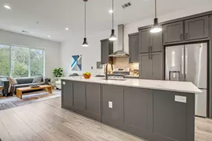 2804 S 1st St, Austin, TX 78704 - Photo 7