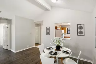 410 Village Ln, Buda, TX 78610 - Photo 13