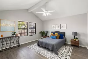 410 Village Ln, Buda, TX 78610 - Photo 27