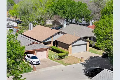 410 Village Lane, Buda, TX 78610 - Photo 5