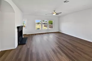 127 Campos Dr, Hutto, TX 78634 - Photo 5