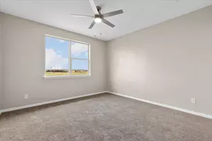 151 Bianca Cir, Del Valle, TX 78617 - Photo 15