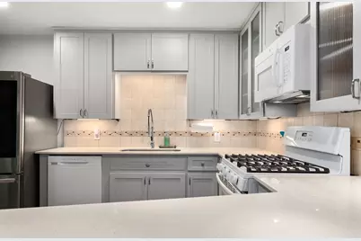 509 E 17th Street, Georgetown, TX 78626 - Photo 7