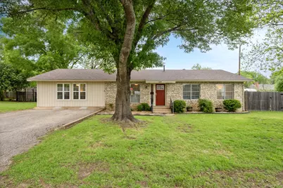 509 E 17th Street, Georgetown, TX 78626 - Photo 1
