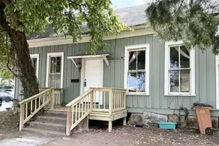 1113 E 2nd St, Austin, TX 78702 - Photo 1