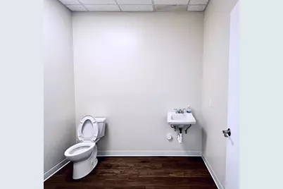 609 E University Avenue #110, Georgetown, TX 78626 - Photo 17