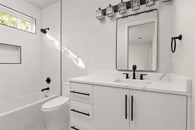 100 W Odell Street #3, Austin, TX 78752 - Photo 35
