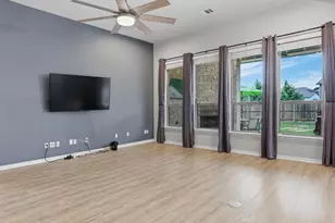 626 Painted Creek Wy, Kyle, TX 78640 - Photo 13