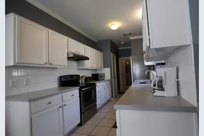 7200 Dan Jean Drive #B, Austin, TX 78745 - Photo 3