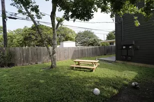 7200 Dan-Jean Dr, Austin, TX 78745 - Photo 7