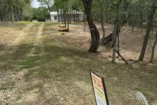 146 Crooked Hollow Rd, Elgin, TX 78621 - Photo 13