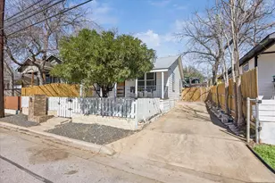 2306 Santa Maria St, Austin, TX 78702 - Photo 17