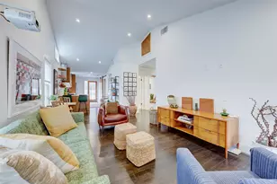 2306 Santa Maria St, Austin, TX 78702 - Photo 3