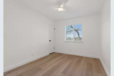 8400 Seminary Ridge Drive, Austin, TX 78745 - Photo 13