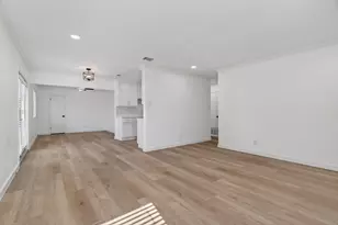 8400 Seminary Ridge Dr, Austin, TX 78745 - Photo 9