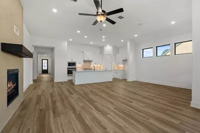 731 Sage Thrasher Circle, Dripping Springs, TX 78620 - Photo 15