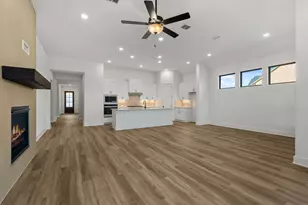 731 Sage Thrasher Cir, Dripping Springs, TX 78620 - Photo 15