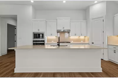 731 Sage Thrasher Circle, Dripping Springs, TX 78620 - Photo 7