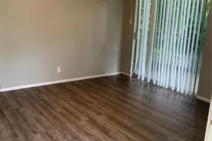 413-415 Live Oak St, Kyle, TX 78640 - Photo 5