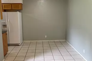 413-415 Live Oak St, Kyle, TX 78640 - Photo 3