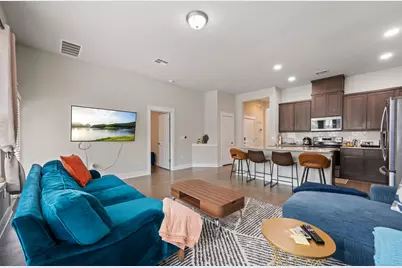 13501 Metric Boulevard #14, Austin, TX 78727 - Photo 3