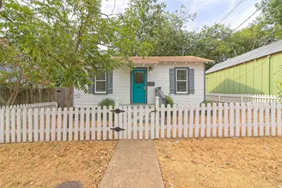 206 E 6th Street, Georgetown, TX 78626 - Photo 1