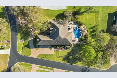 27435 Waterfall Hill Parkway, Spicewood, TX 78669 - Photo 33