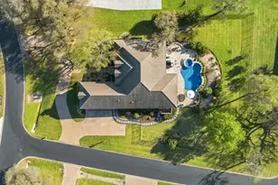 27435 Waterfall Hill Pkwy, Spicewood, TX 78669 - Photo 33