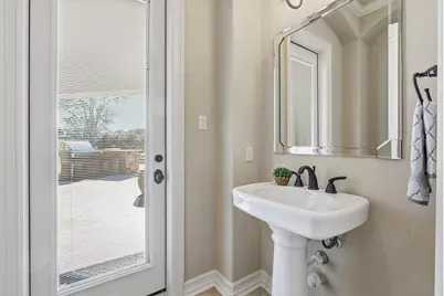 27435 Waterfall Hill Parkway, Spicewood, TX 78669 - Photo 31