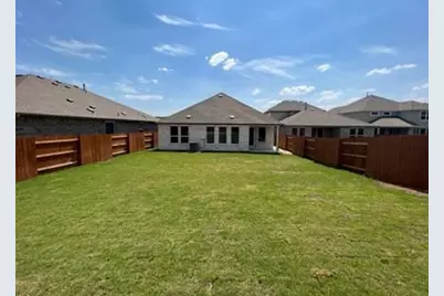 2245 S Leppy Lane, Leander, TX 78641 - Photo 17