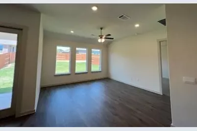 2245 S Leppy Lane, Leander, TX 78641 - Photo 5