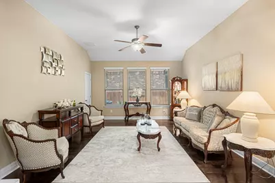 212 Parkrose Drive, Buda, TX 78610 - Photo 11